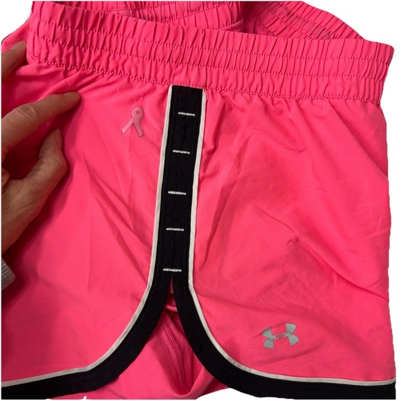 Under Armour Women's Neon Pink Running Shorts | Breast Cancer Awareness | Size S - Picture 7 of 9